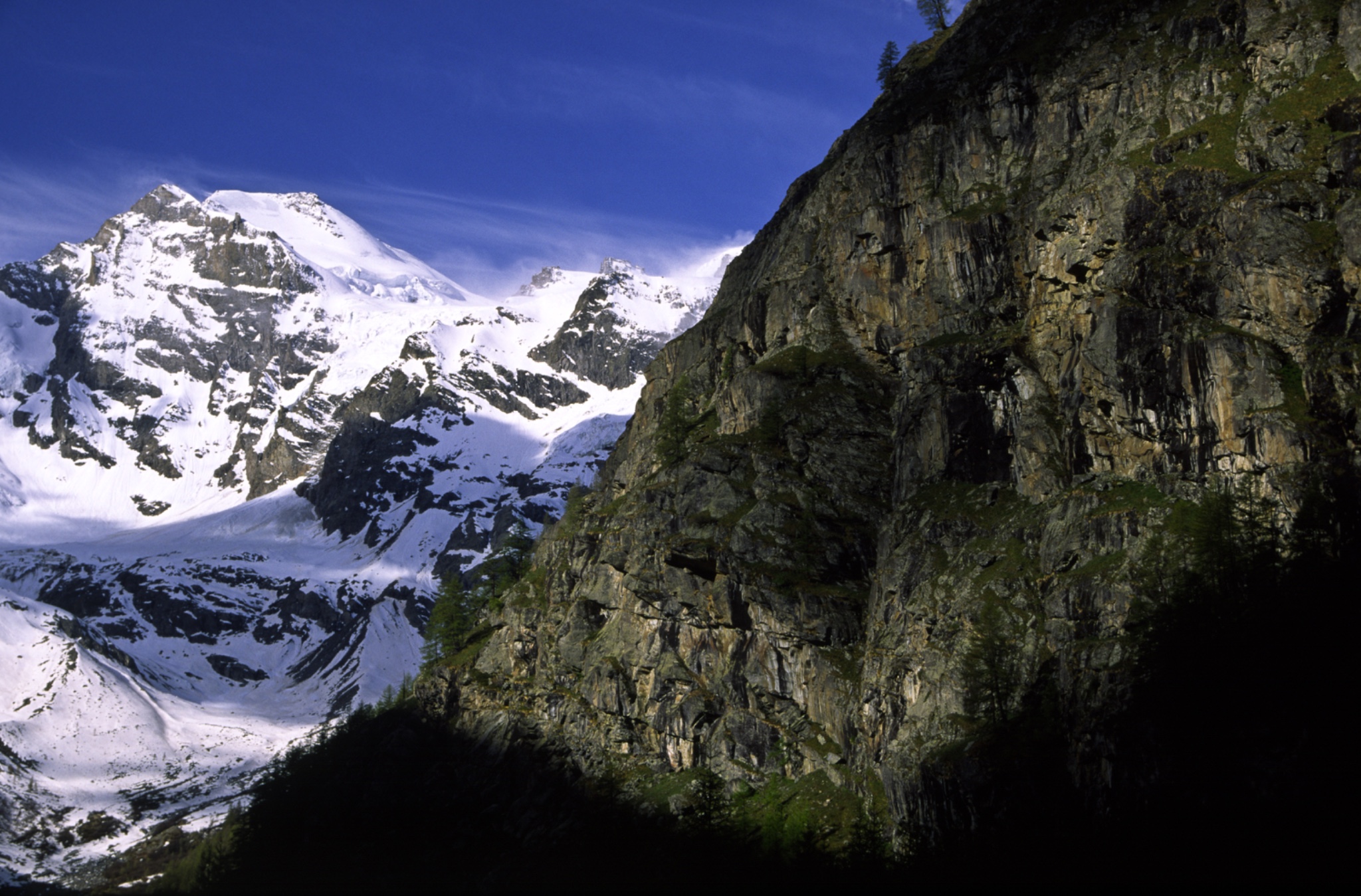 Italy, Valle d'Aosta, Gran Paradiso National Park, western Alps