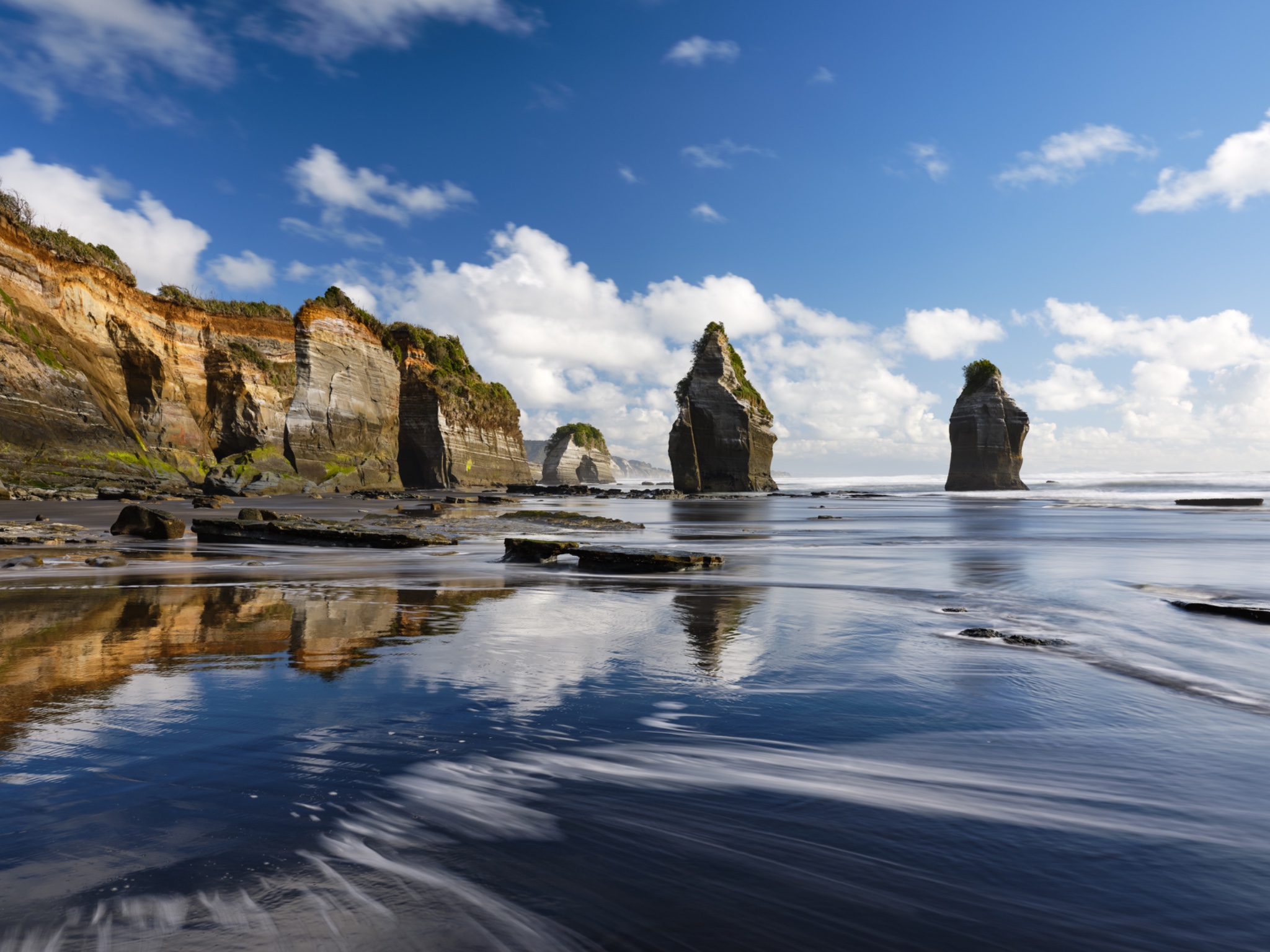 New Zealand, North Island, Three Sisters.