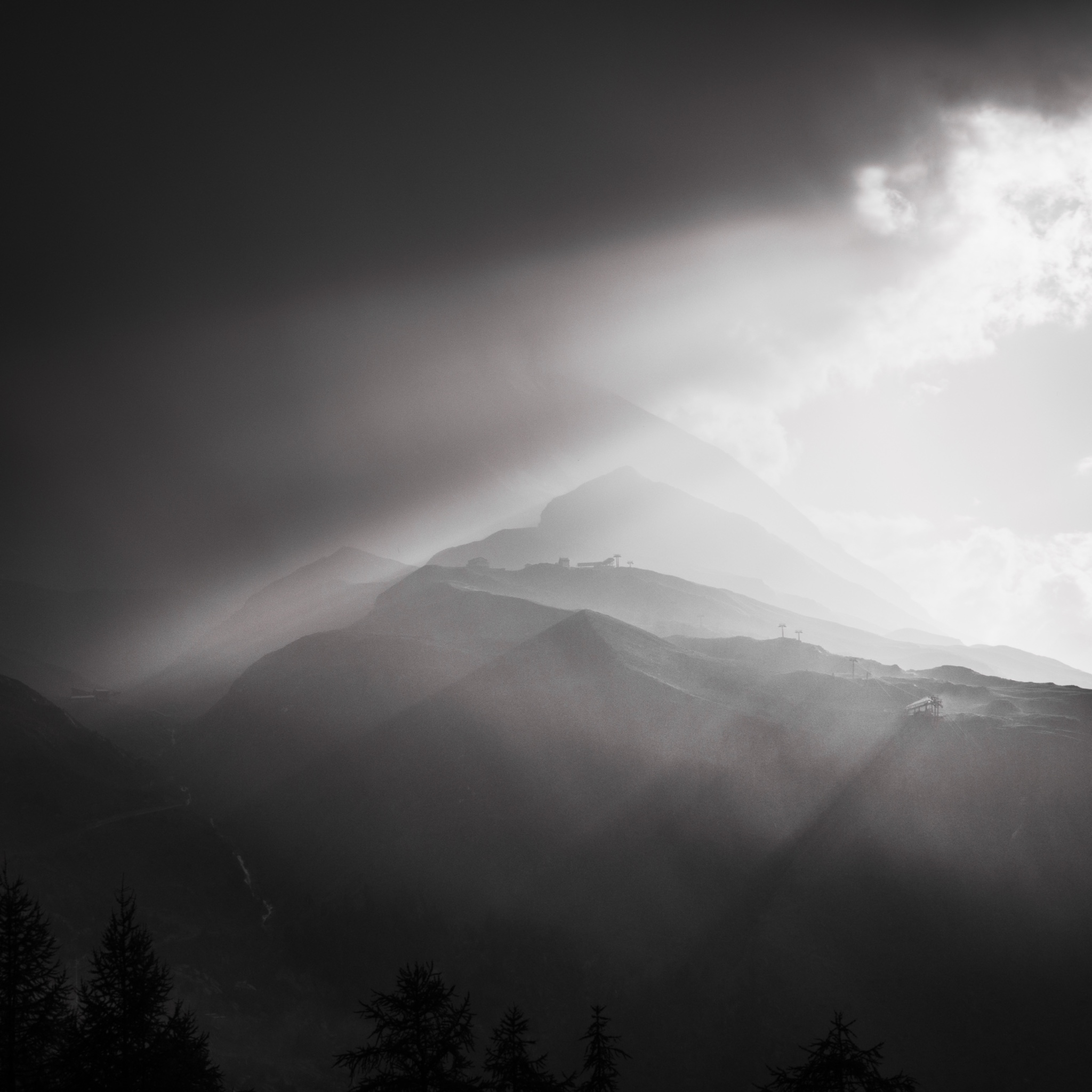 Monochrome landscape photography 1